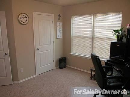 Front Bedroom/Office
						:
						Front Bedroom/Office