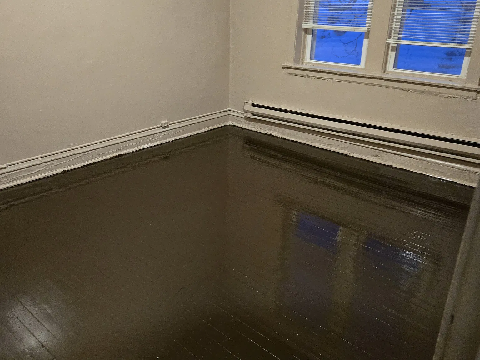 1 bed, 1200 sqft, $1,000 — Photo 2