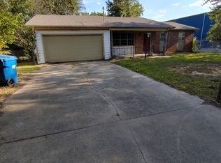 2961 E Bergman St, Springfield, MO 65802