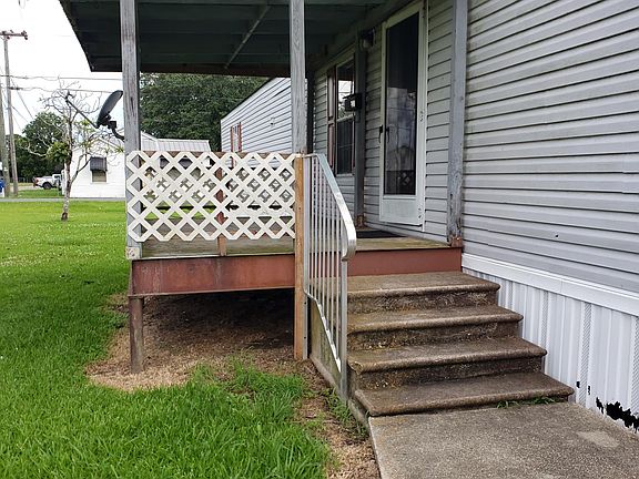 2nd image of 523 Poplar St