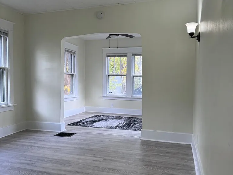 115 Tennyson Ave — Photo 1