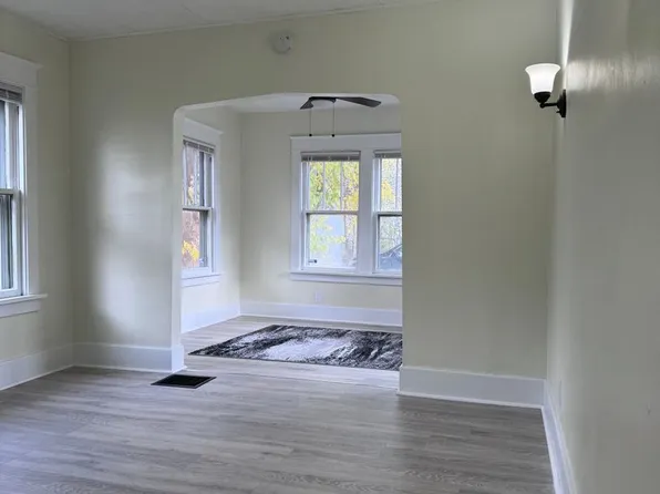 115 Tennyson, 115 Tennyson Ave #B, Buffalo, NY 14216