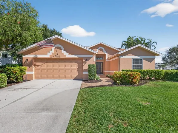 4207 Balmoral Way, Sarasota, FL 34238