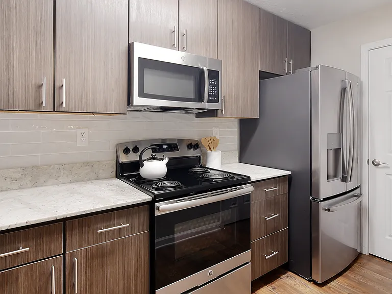 Bridgewater Apartment Homes — Photo 4