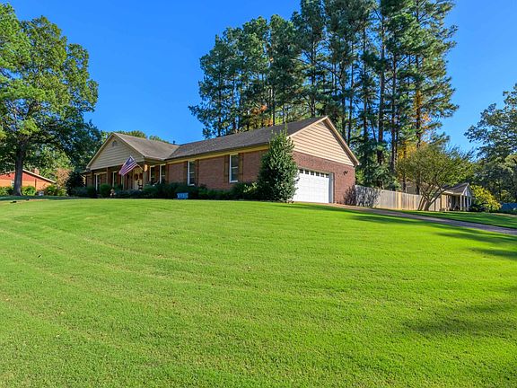 4th image of 215 W Lawnwood Dr