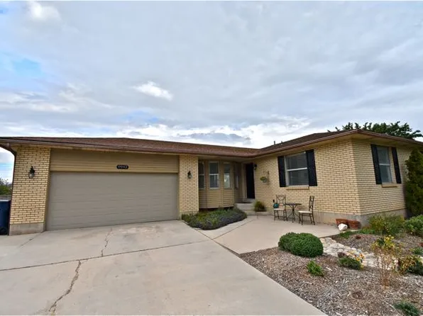 9942 S Tameron Dr, Sandy, UT 84092