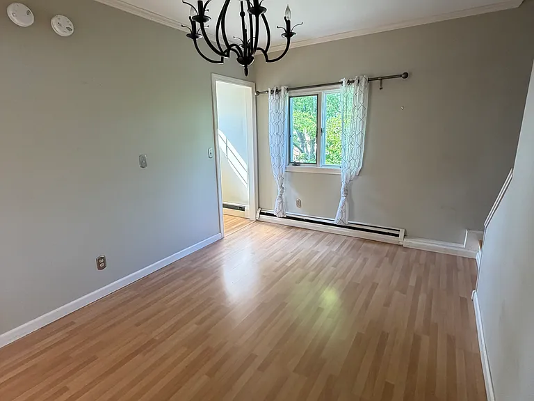 286 Front St — Photo 27