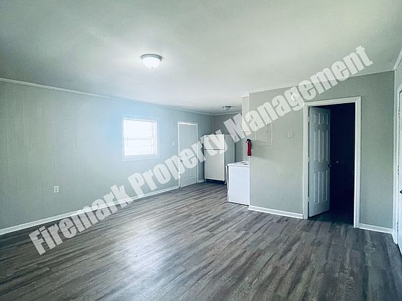 3rd image of 210 Martin Ave #8