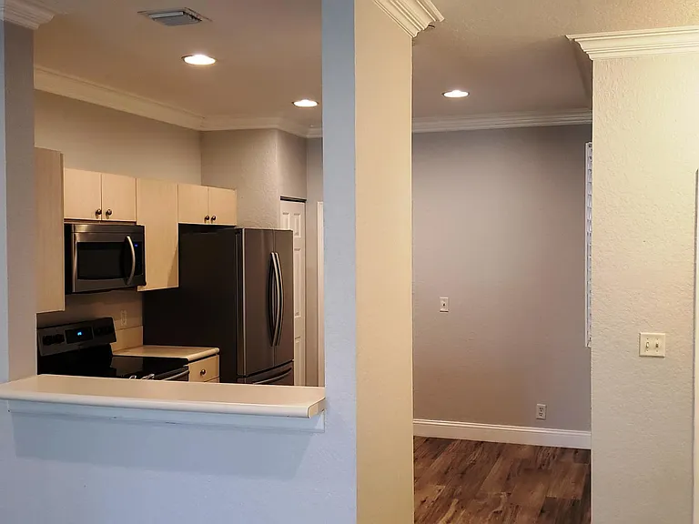 3831 Pond Apple Dr — Photo 9