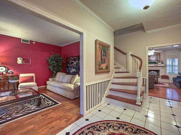 4th image of 3618 Valley Haven Dr