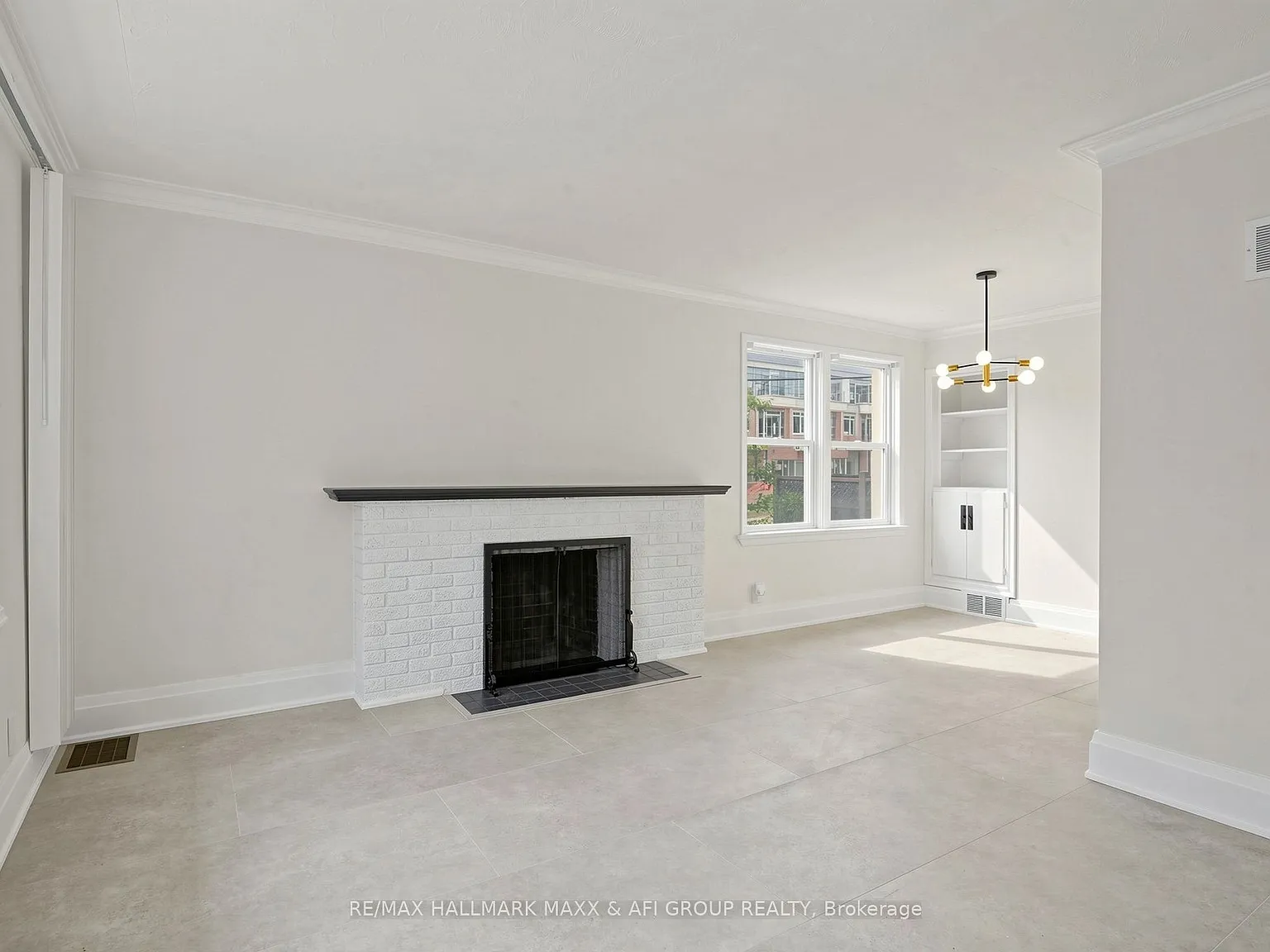 3 bed, $3,300 — Photo 3