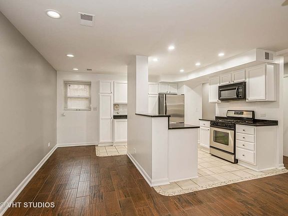 4th image of 833 W Lawrence Ave APT G