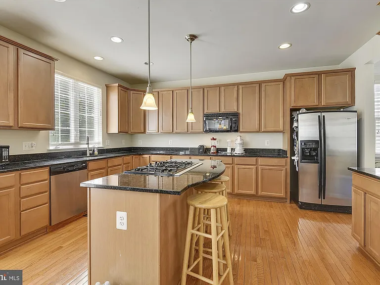 6087 Piney Woods Ct — Photo 8