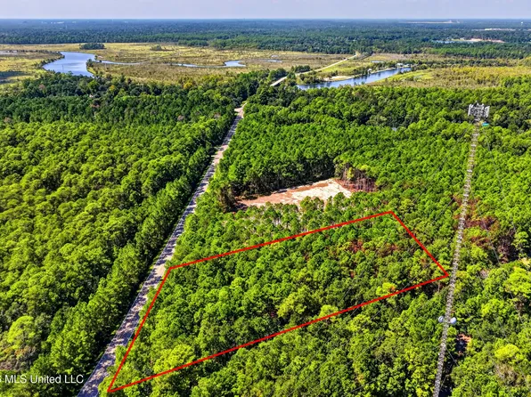 PARCEL 4 Menge Ave, Pass Christian, MS 39571