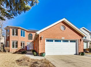 1221 N Ridge Ave, Arlington Heights, IL 60004