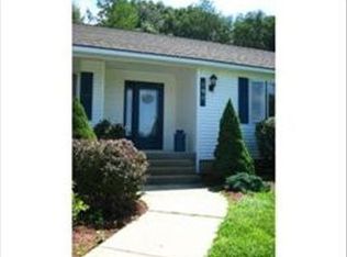 190 Hockanum Rd, Hadley, MA 01035