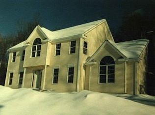 56 Fawnwood Rd, Newtown, CT 06482