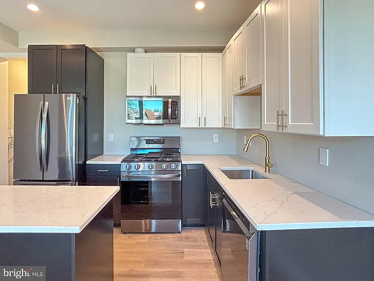 54 Florida Ave NW #3 — Photo 3