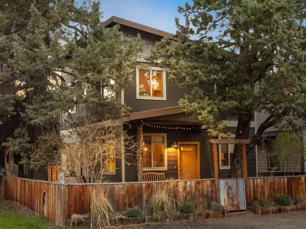 358 S Cedar St, Sisters, OR 97759