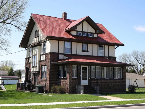 617 E Lake Ave, Monticello, WI 53570