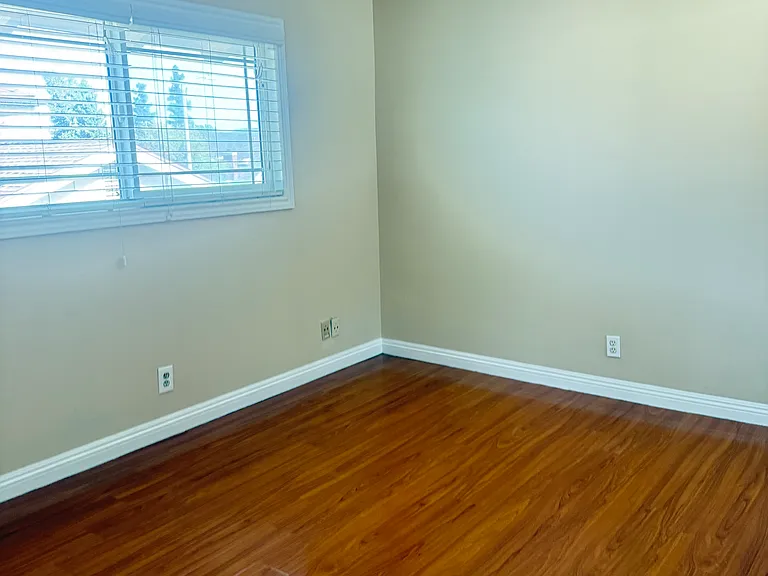 5043 Evergreen Ave — Photo 10
