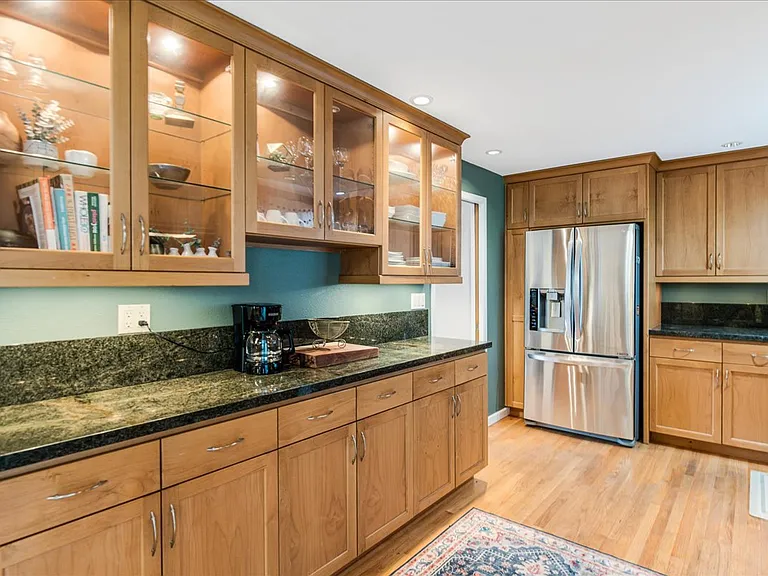 6935 SW Taylors Ferry Rd — Photo 12
