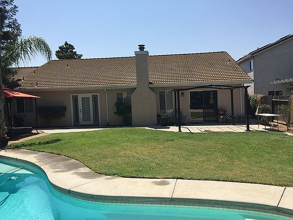 3rd image of 2454 Naturewood Dr