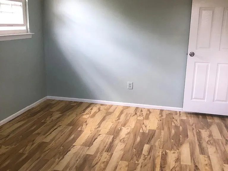 387 College Dr — Photo 11