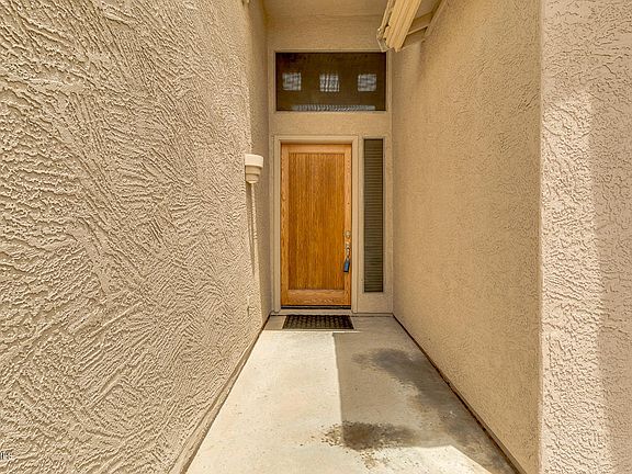 4th image of 9464 E Menlo Cir