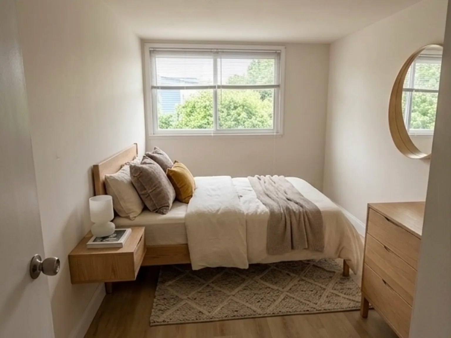 3424 Ashfield Lane — Photo 4