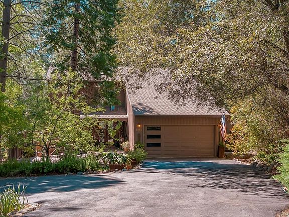2nd image of 1015 Forest Meadows Dr