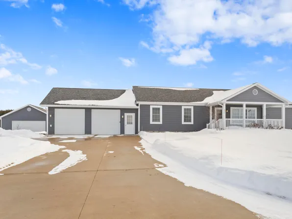 2544 Scenic Cir, Honor, MI 49640
