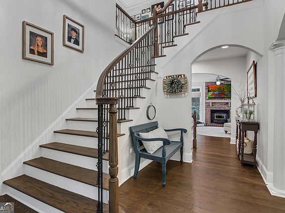 4th image of 645 Mile Branch Rd