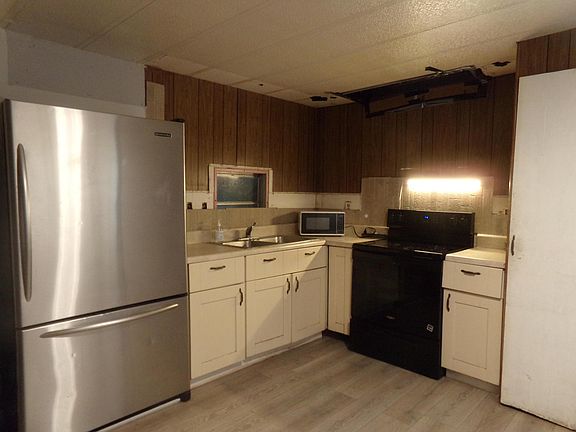 4th image of 2204 NW 23rd Avenue