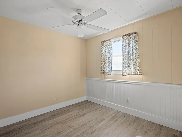 145 Gassett Rd #A — Photo 6