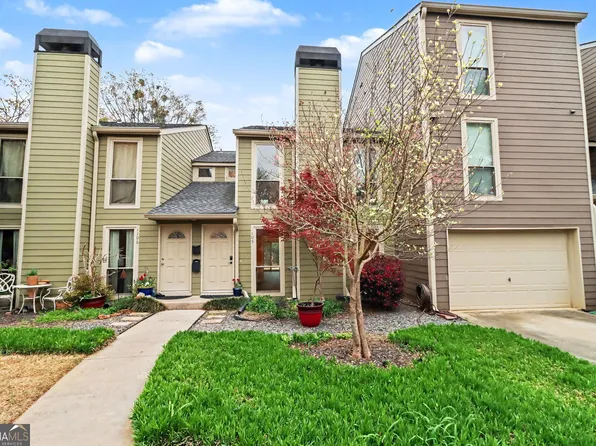 1105 Riverbend Club Dr SE, Atlanta, GA 30339