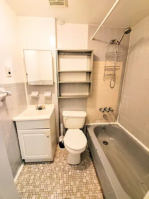 Rented by East Williamsburg Realty Inc | media 5