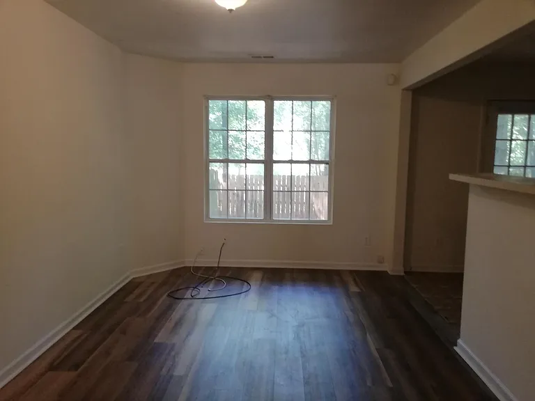 512 Bradkin Ct — Photo 5