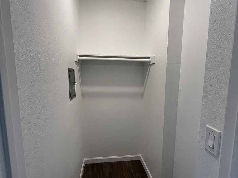 Walk in closet