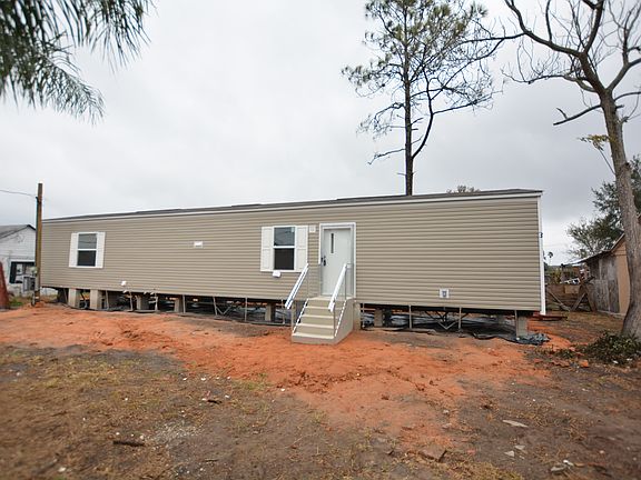 2nd image of 2726 Shamrock Dr E