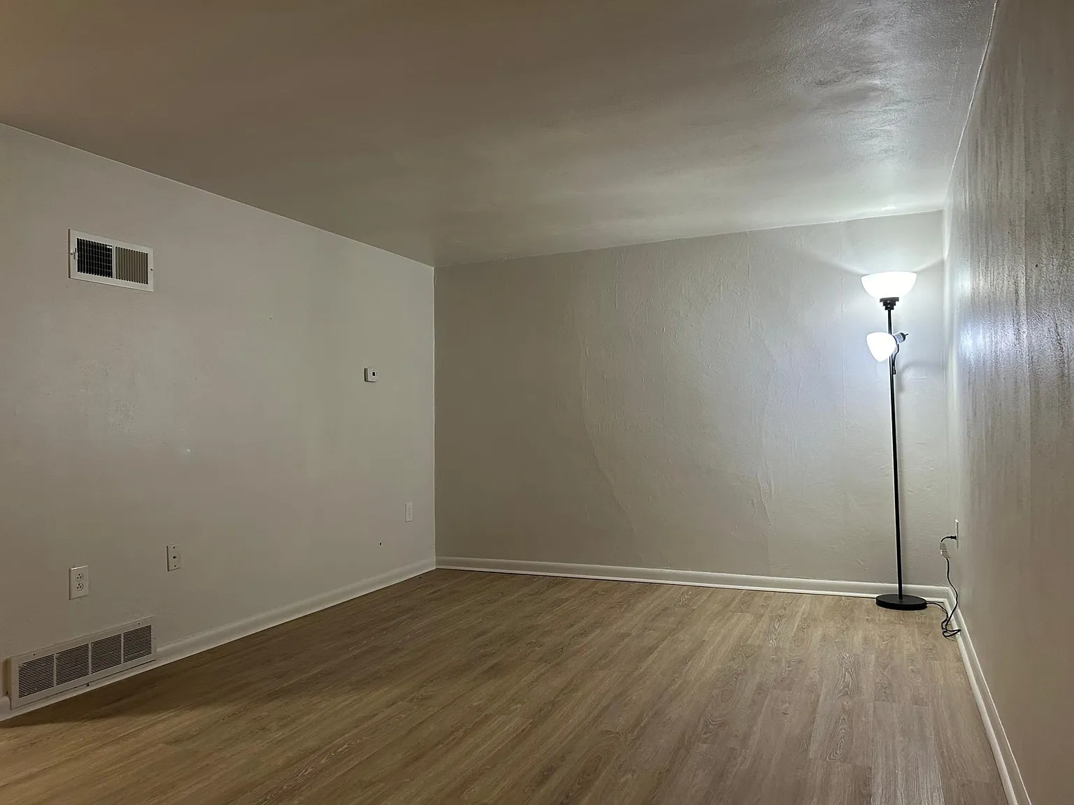 1 bed, 750 sqft, $895 — Photo 4