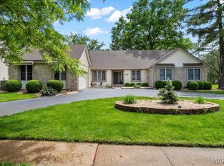 14706 Mill Spring Dr, Chesterfield, MO 63017