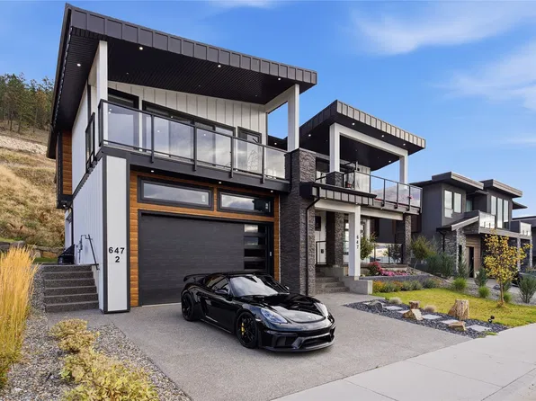 647 Deans Dr, Kelowna, BC V1P 1A1