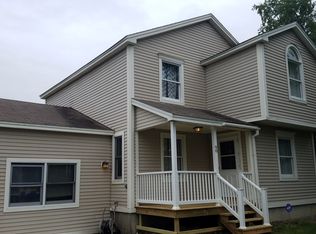 90 Jennifer Ln, Bangor, ME 04401