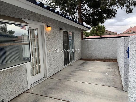 5th image of 2117 Chertsey Dr Unit D