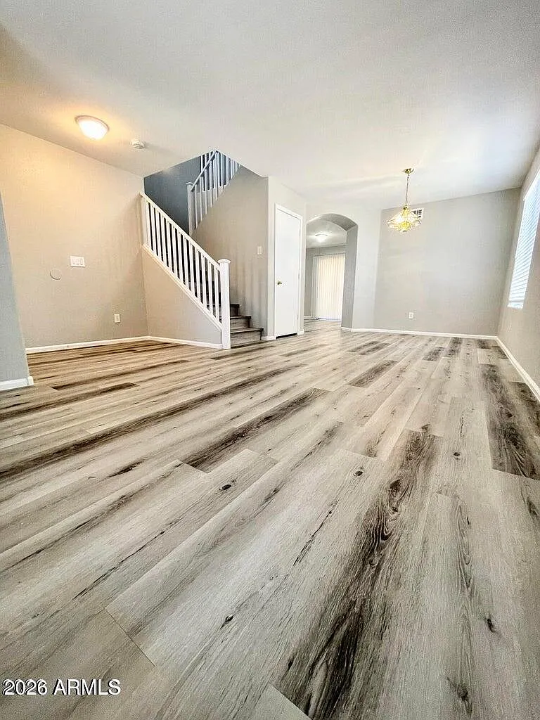 4 bed, 2.5 bath, 2232 sqft, $1,999 — Photo 4
