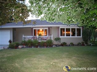 213 Gunion Ave, Pekin, IL
