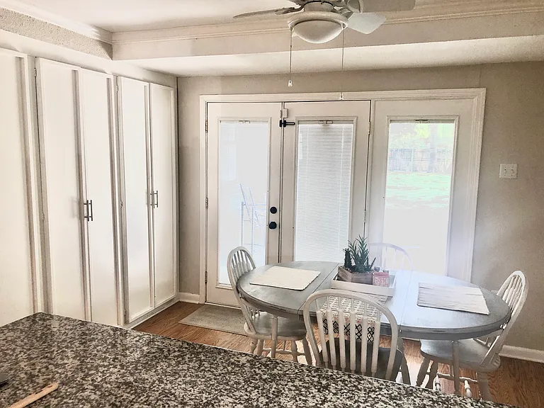 8181 Brandon Dr — Photo 8