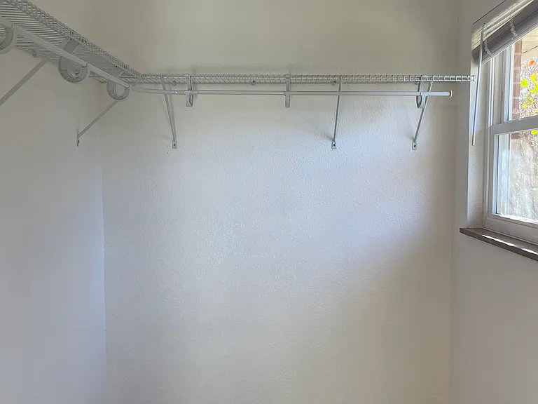 121 Peterson Rd — Photo 9