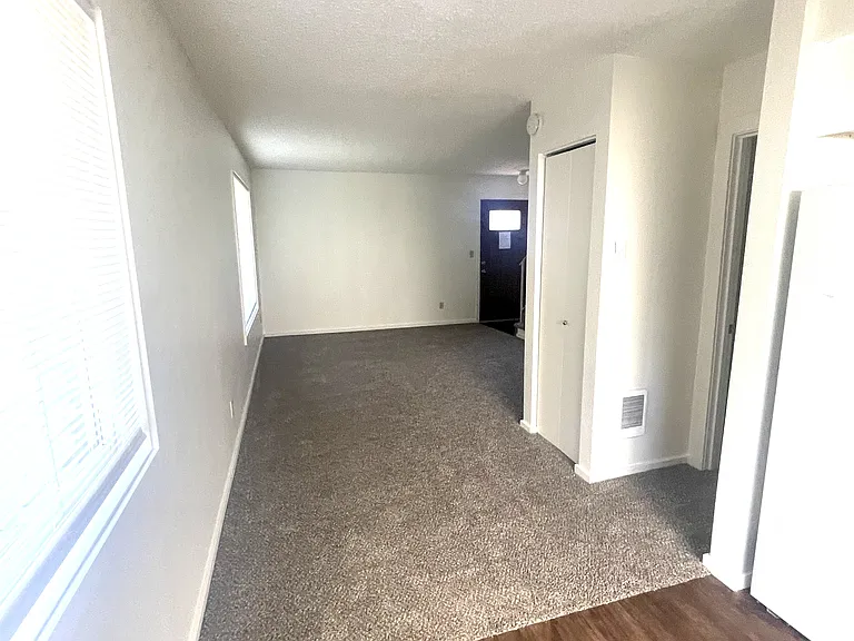 935 16th Ave #1 — Photo 12